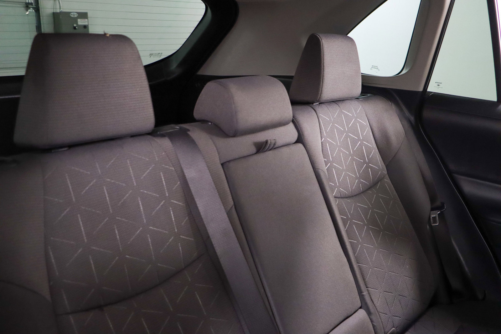 Used 2022 Toyota RAV4 XLE image 27