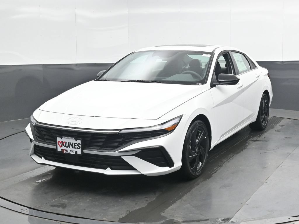 New 2026 Hyundai Elantra SEL Sport Premium FWD image 5