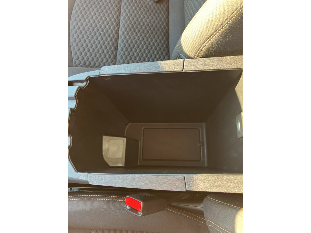 Used 2021 GMC Terrain SLE w/ Elevation Edition FWD image 23