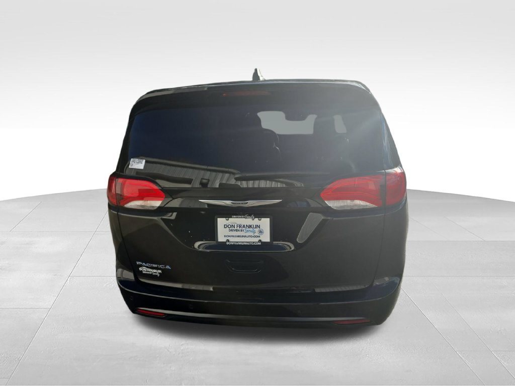 New 2027 Chrysler Pacifica LX FWD image 4