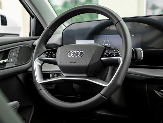 New 2026 Audi Q3 quattro 2.0T AWD/4WD image 21