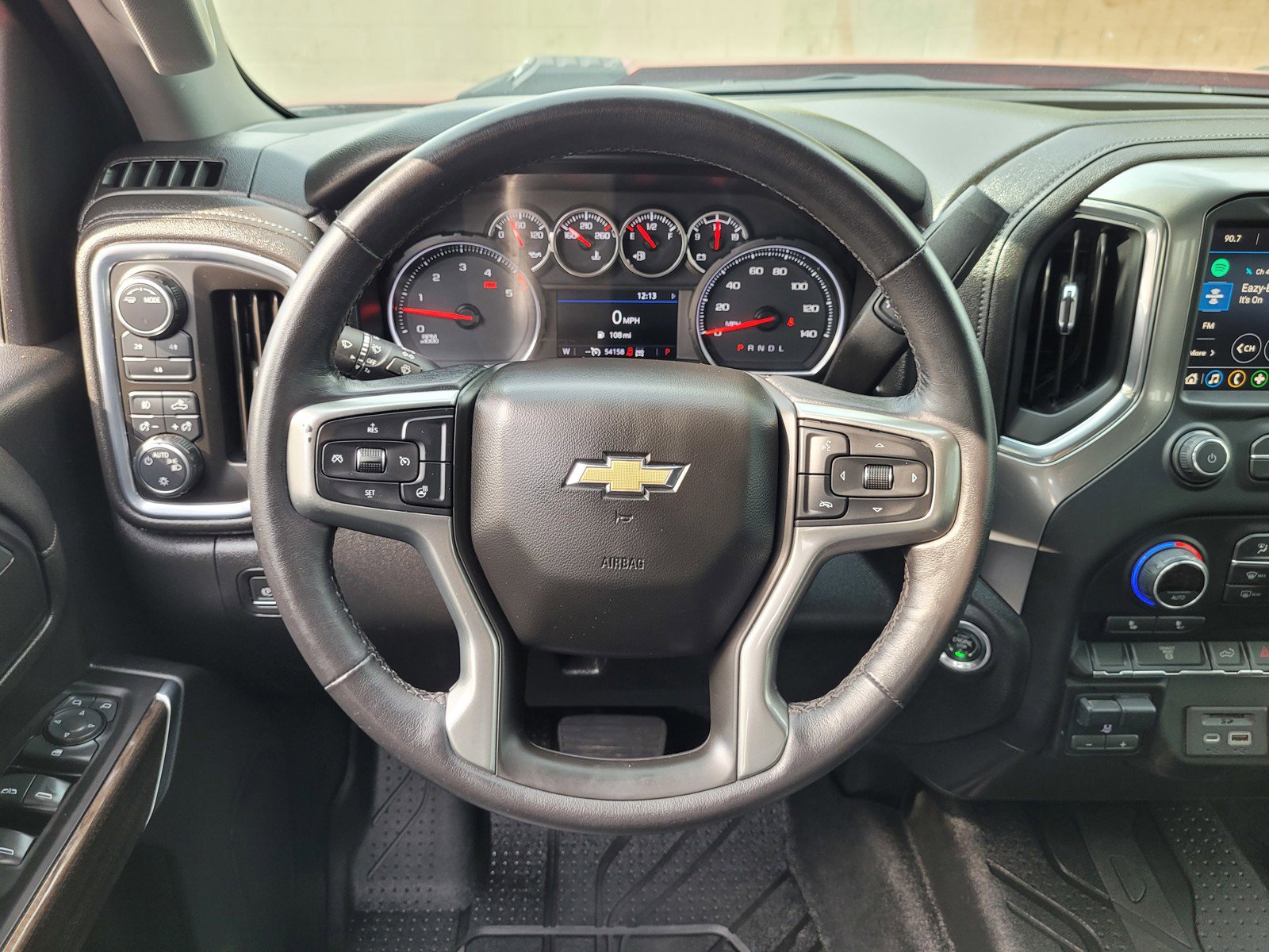 Used 2021 Chevrolet Silverado 2500 LT w/ Convenience Package image 16