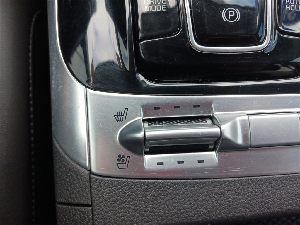 Used 2024 Kia Carnival SX image 24