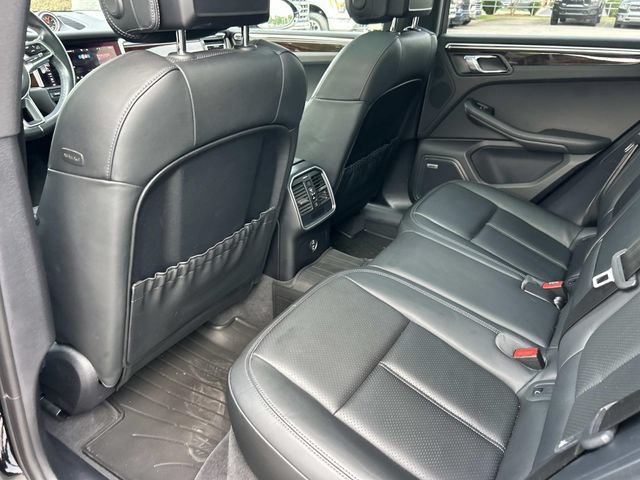 Used 2021 Porsche Macan S AWD/4WD image 19