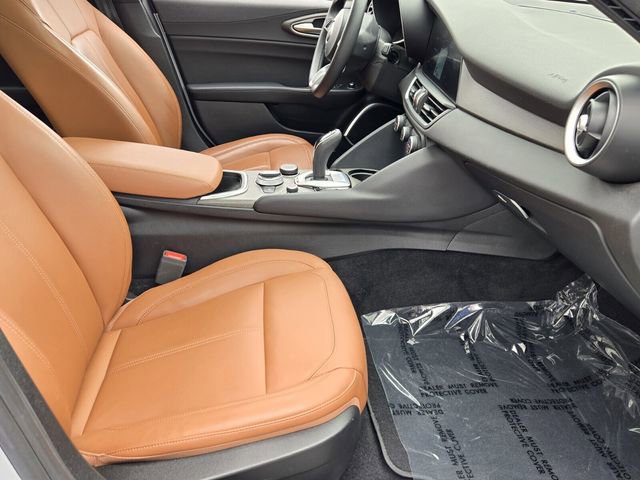 Used 2023 Alfa Romeo Giulia Ti w/ Active Assist Plus Package RWD image 16