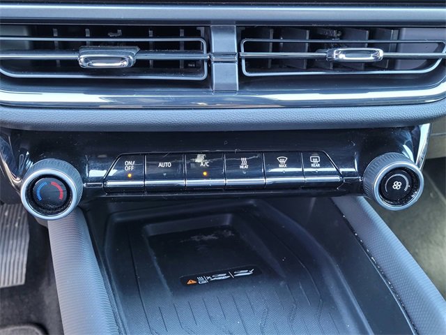 Used 2025 Chevrolet Equinox EV RS image 22