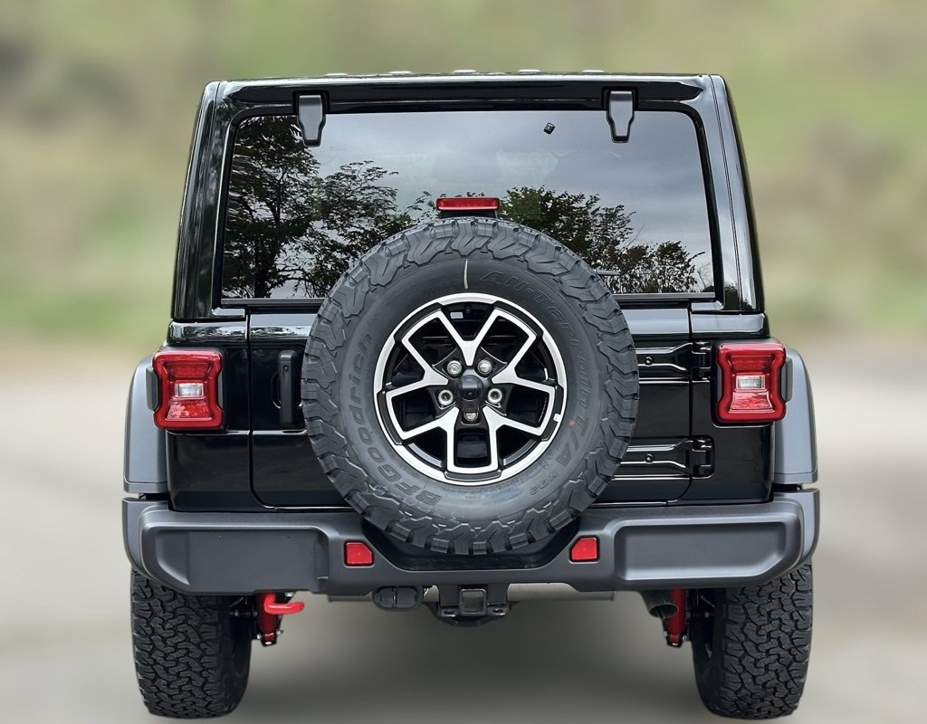 New 2026 Jeep Wrangler Unlimited Rubicon w/ Convenience Group image 4