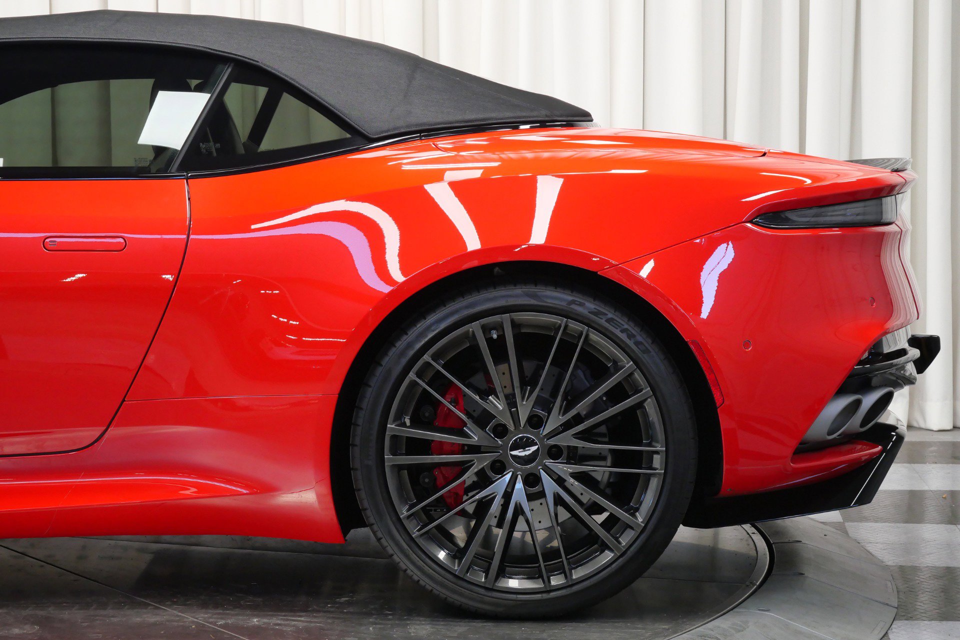 Used 2023 Aston Martin DBS Superleggera Volante image 56