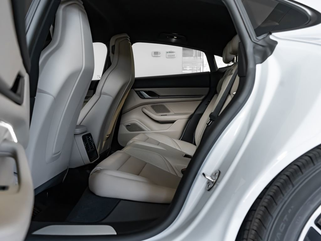 New 2026 Porsche Taycan image 25