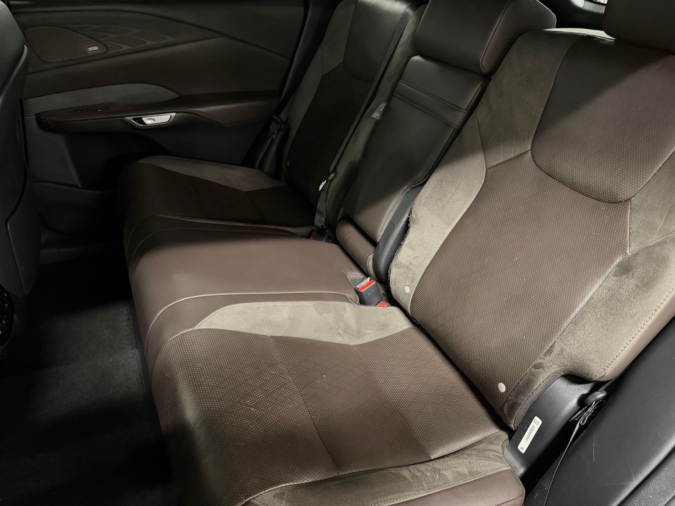 Used 2023 Lexus RX 350 FWD w/ Cold Area Package image 30