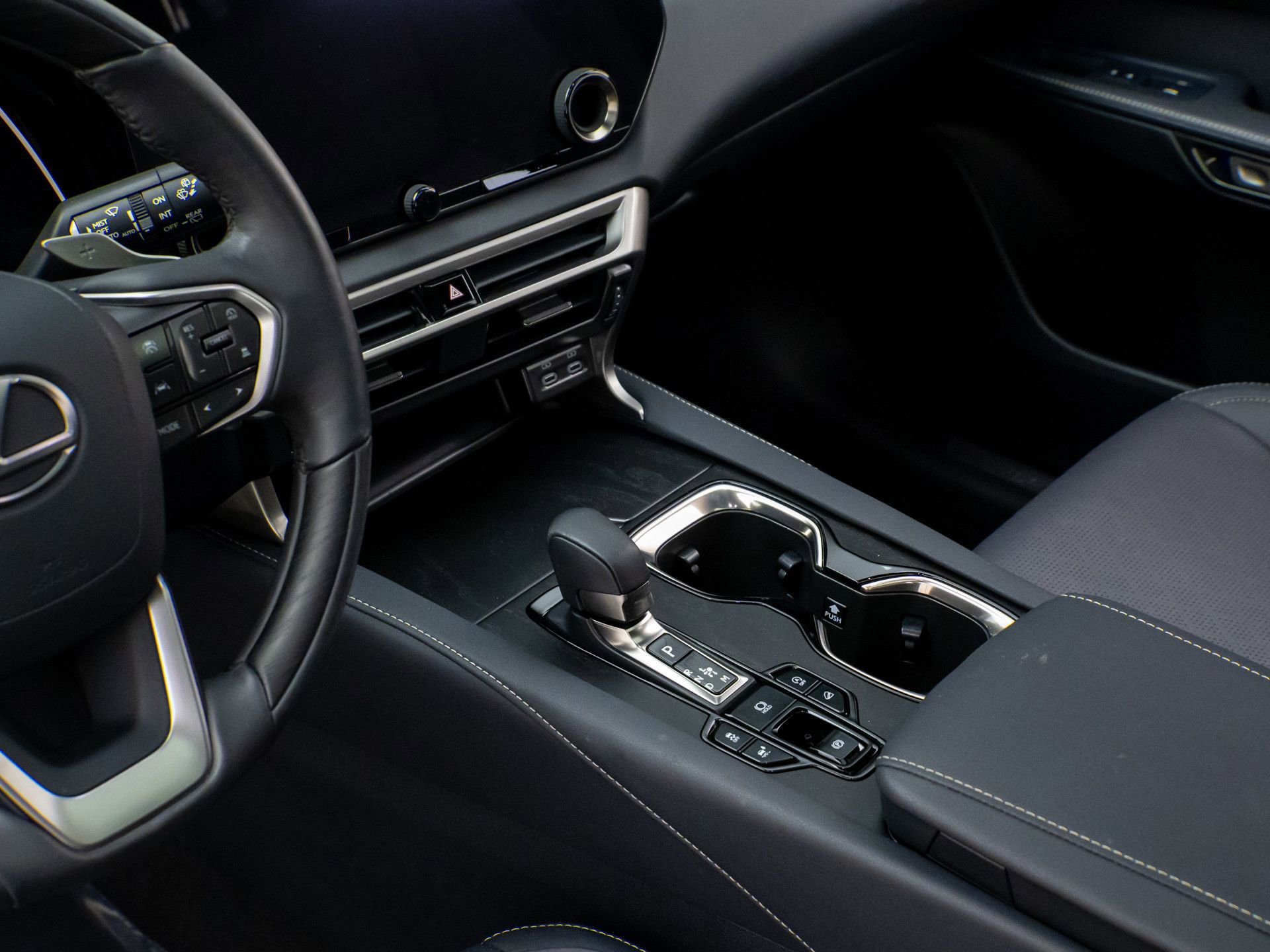 Used 2023 Lexus RX 350 Premium Plus w/ Accessory Package (Z1) image 10