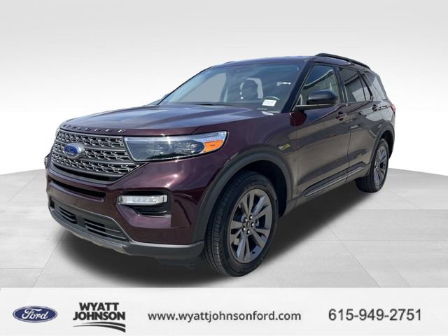 Used 2023 Ford Explorer XLT w/ Equipment Group 202A image 7