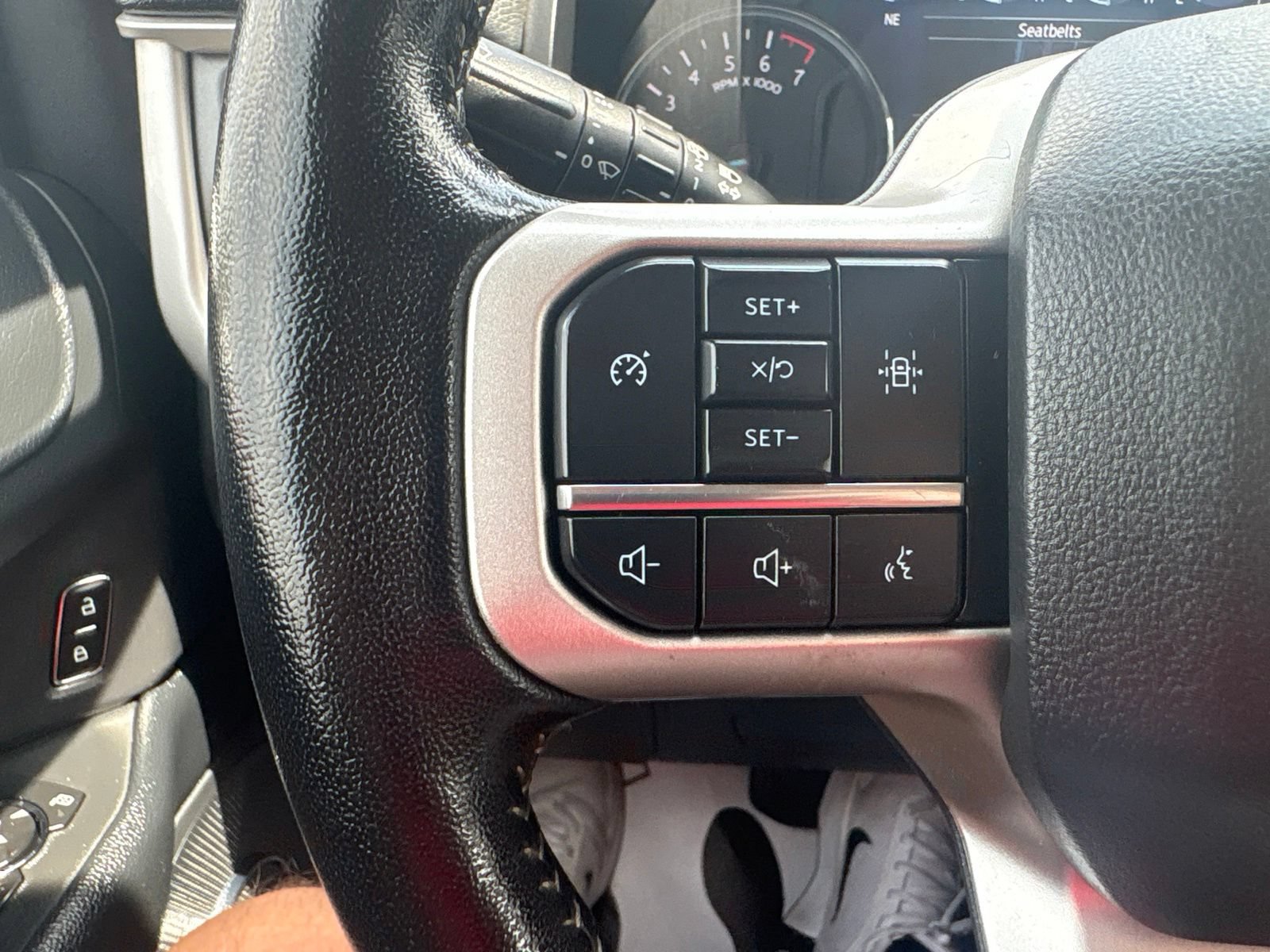Used 2022 Ford Expedition Max XLT AWD/4WD image 31