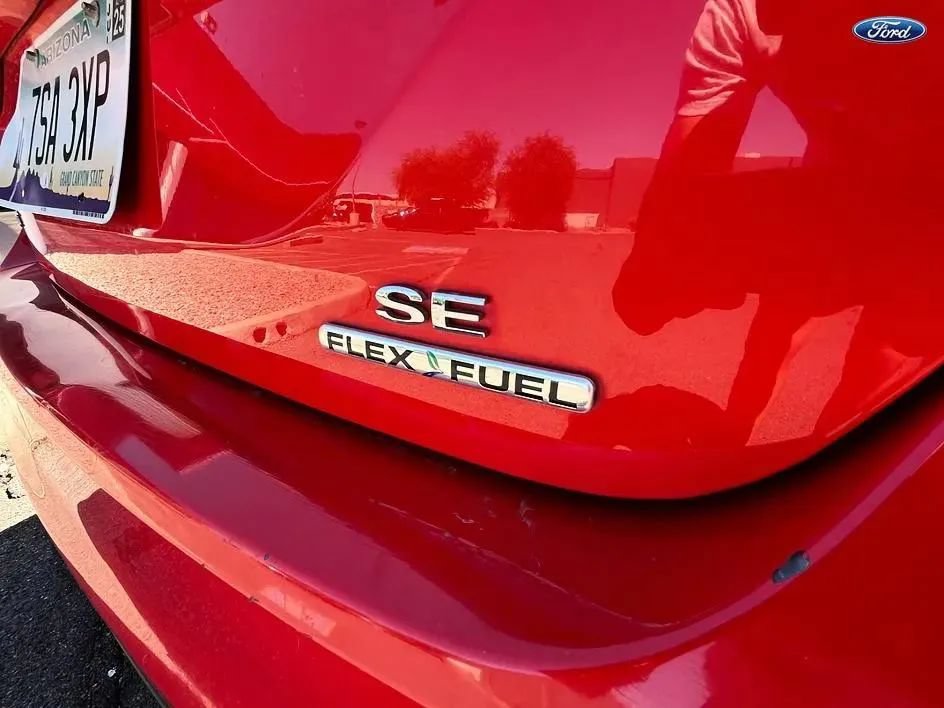 Used 2013 Ford Focus SE FWD image 22