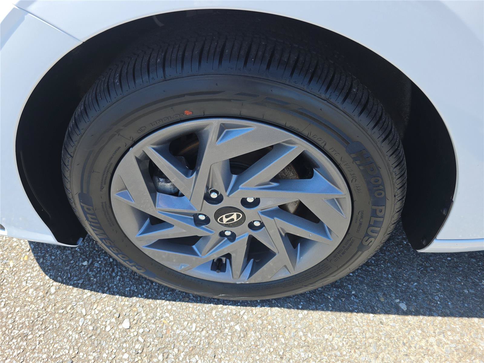 Certified 2024 Hyundai Elantra SEL FWD image 12