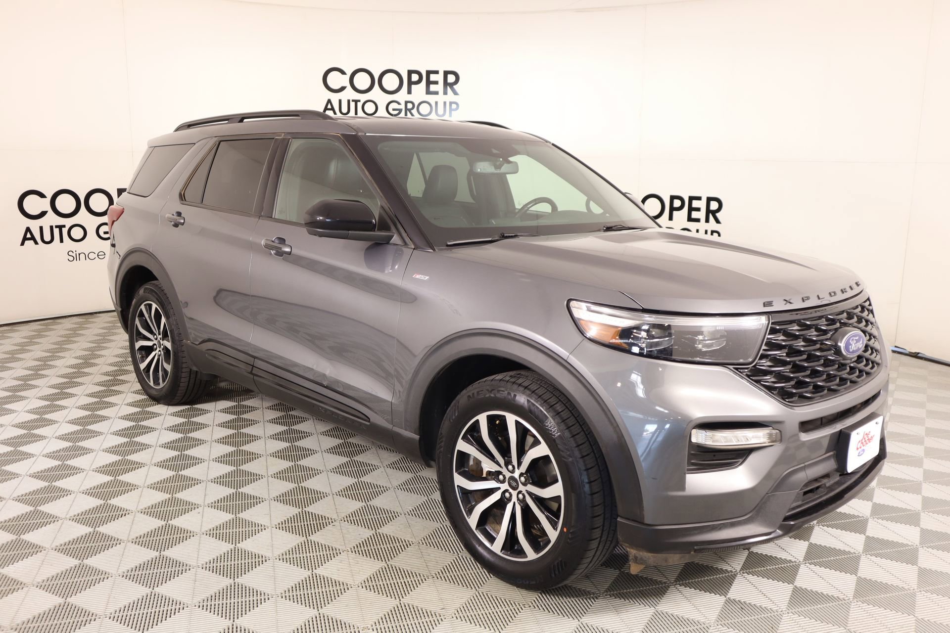 Used 2022 Ford Explorer ST-Line AWD/4WD image 1