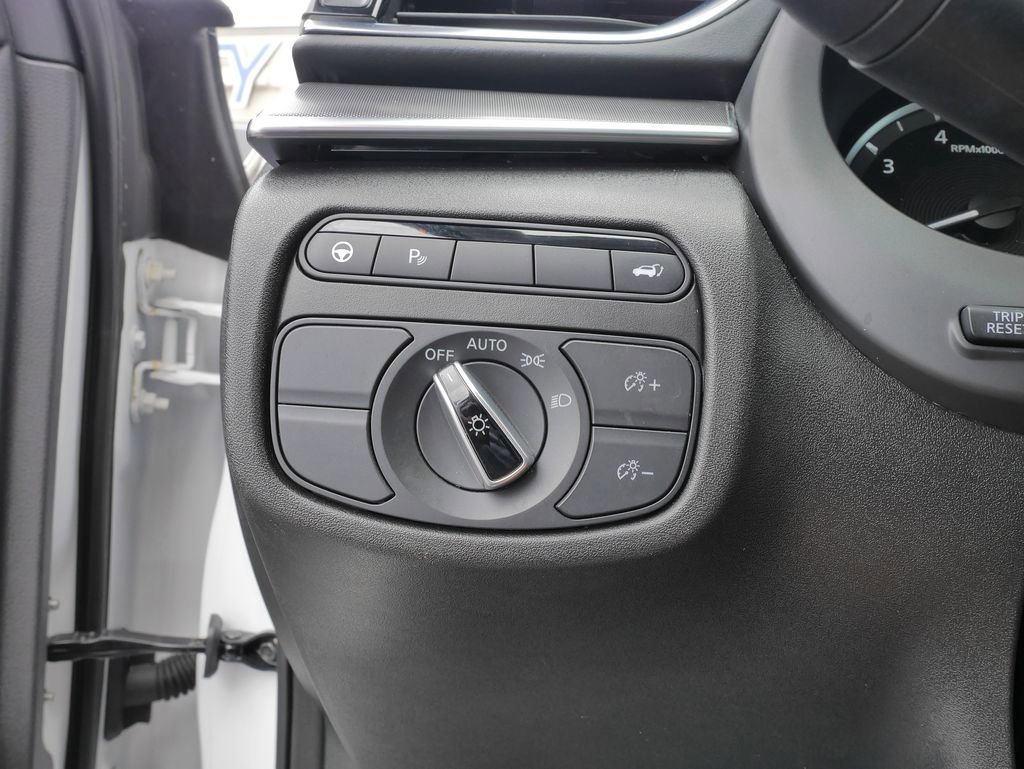 Used 2023 INFINITI QX50 Luxe AWD/4WD image 26