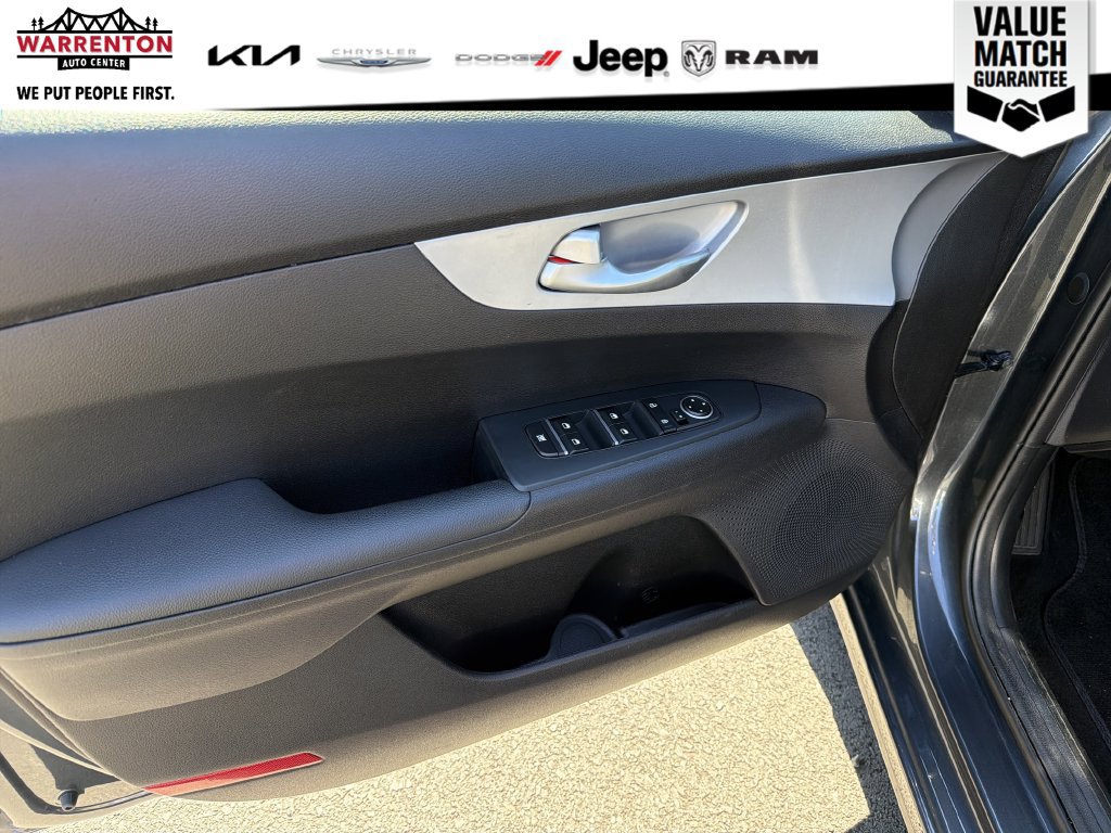 Used 2023 Kia Forte LXS FWD image 15