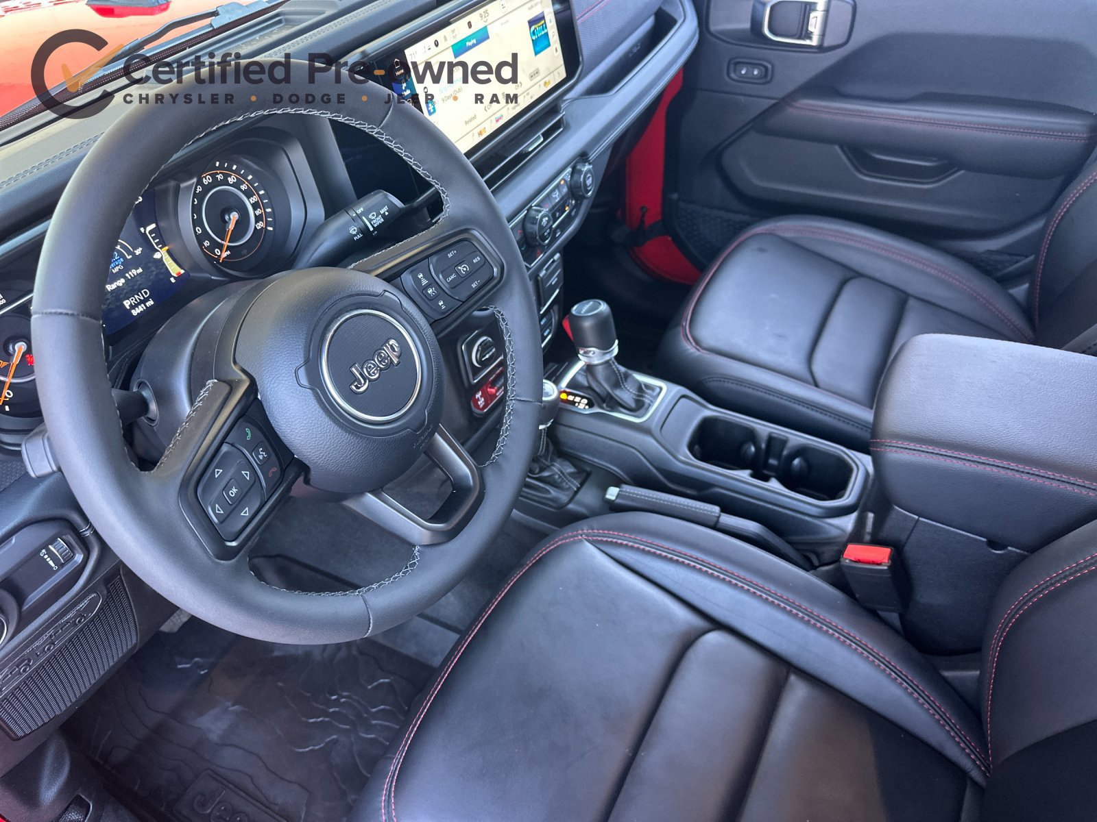 Certified 2025 Jeep Gladiator Rubicon w/ Convenience Group AWD/4WD image 11
