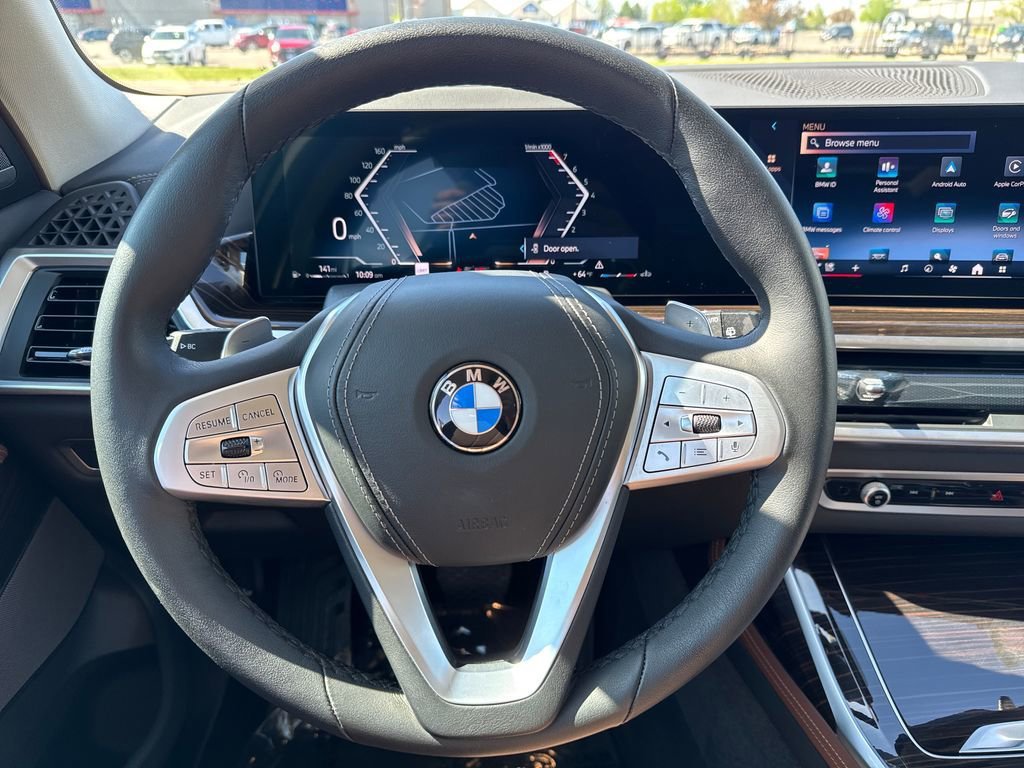 Used 2026 BMW X7 xDrive40i AWD/4WD image 19