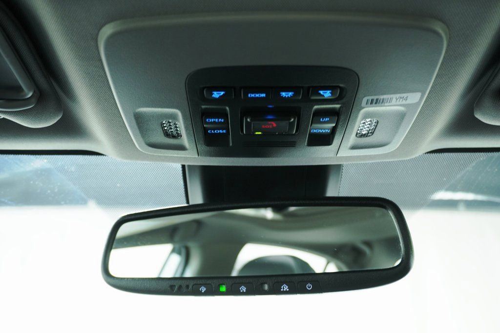 Used 2023 Toyota Camry SE w/ Convenience Package image 19