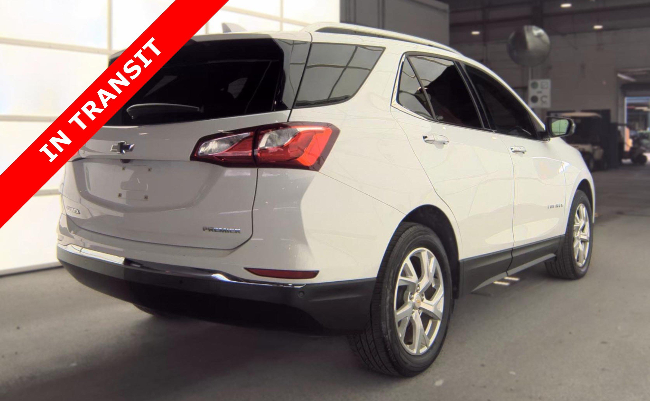 Used 2019 Chevrolet Equinox Premier FWD image 4