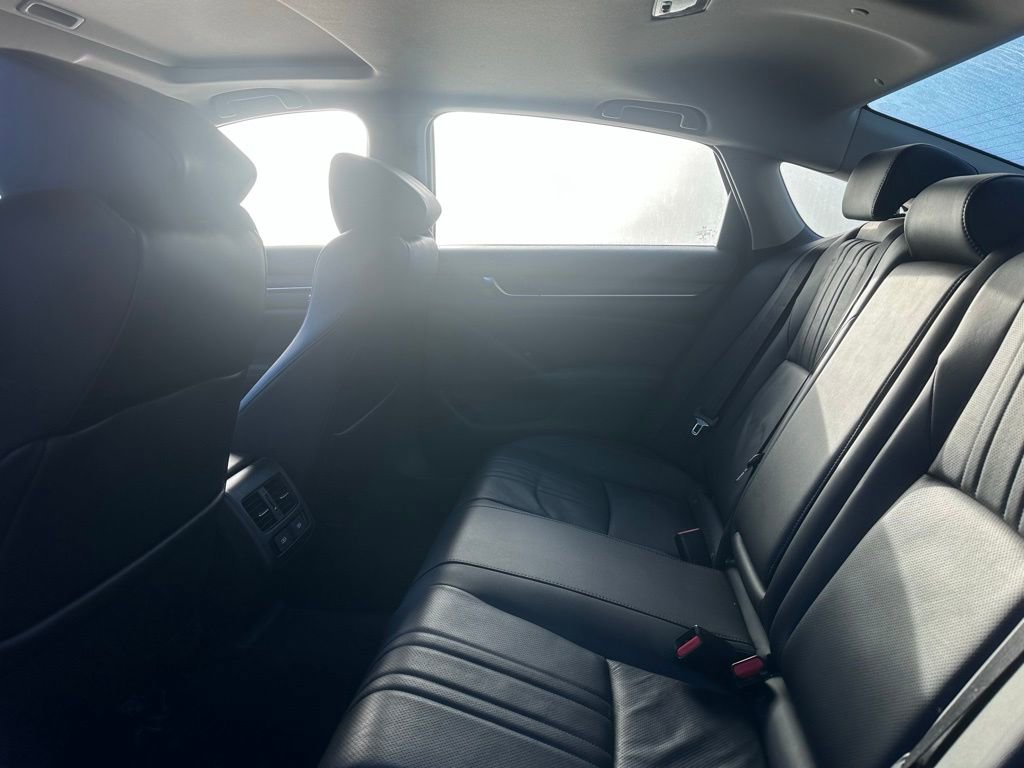 Used 2021 Honda Accord EX-L image 18