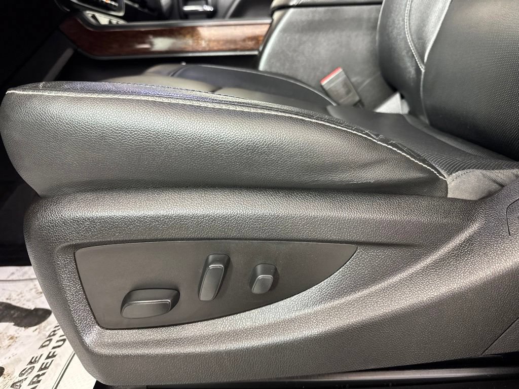 Used 2018 GMC Sierra 3500 SLT w/ Duramax Plus Package AWD/4WD image 26