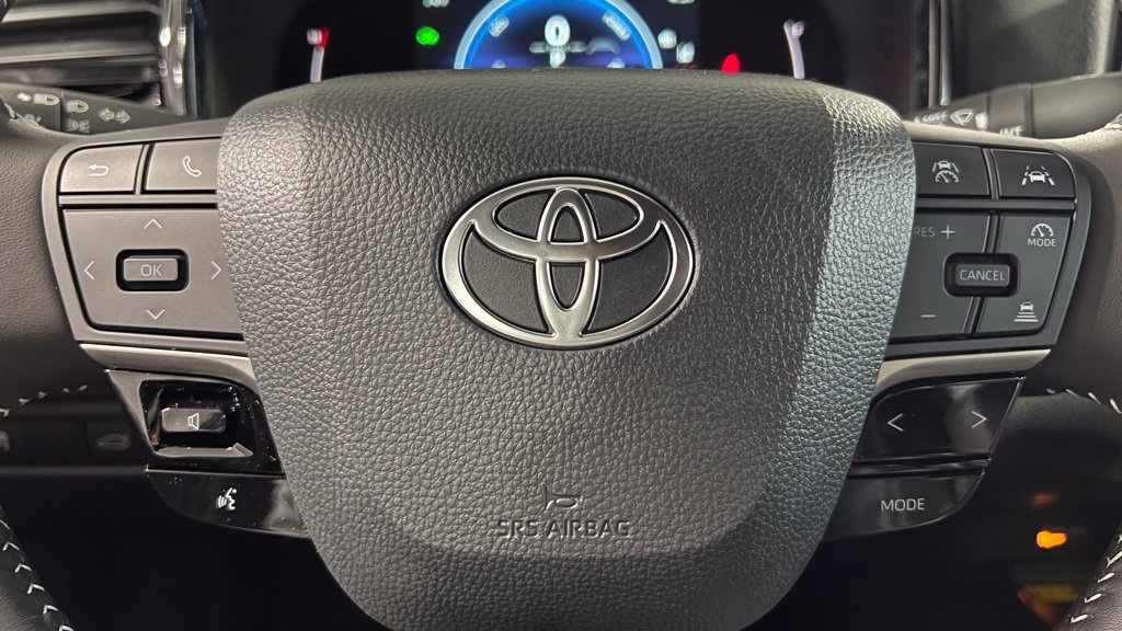 New 2026 Toyota Camry SE FWD image 38
