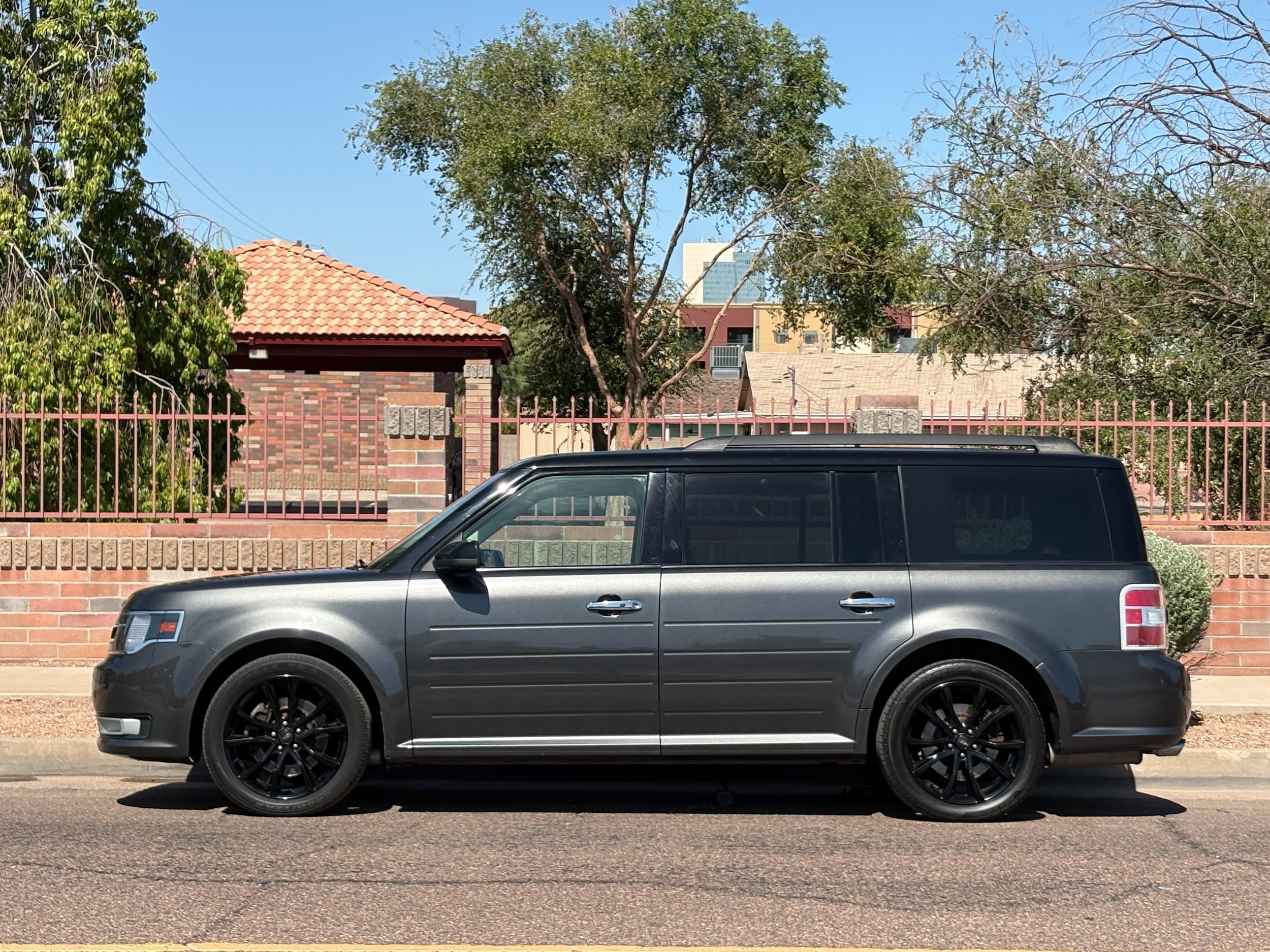 Used 2019 Ford Flex SEL w/ Equipment Group 202A FWD image 3