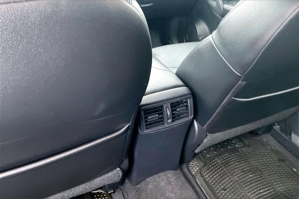 Used 2017 Nissan Rogue SL image 10