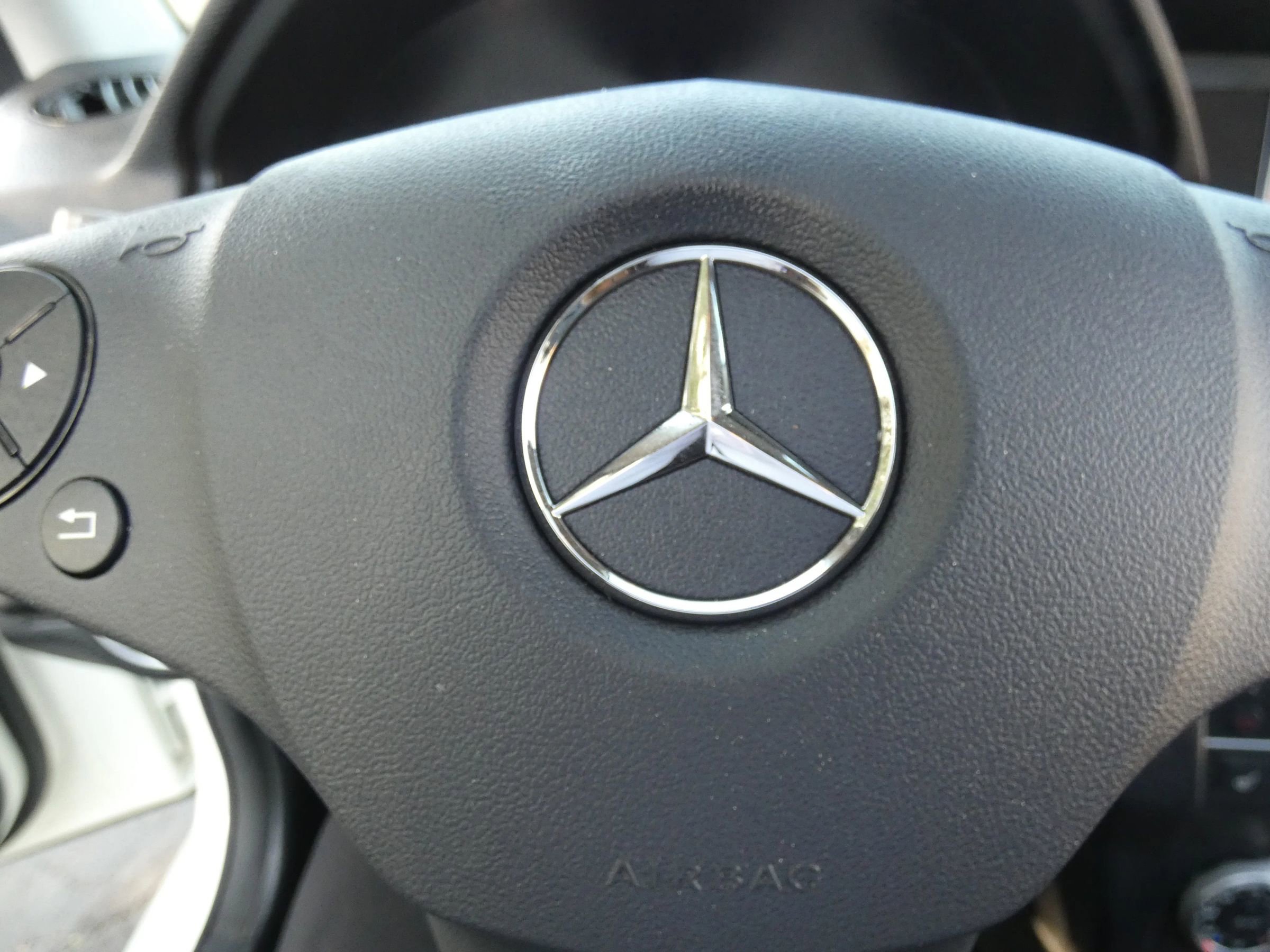 Used 2012 Mercedes-Benz GLK 350 2WD image 73