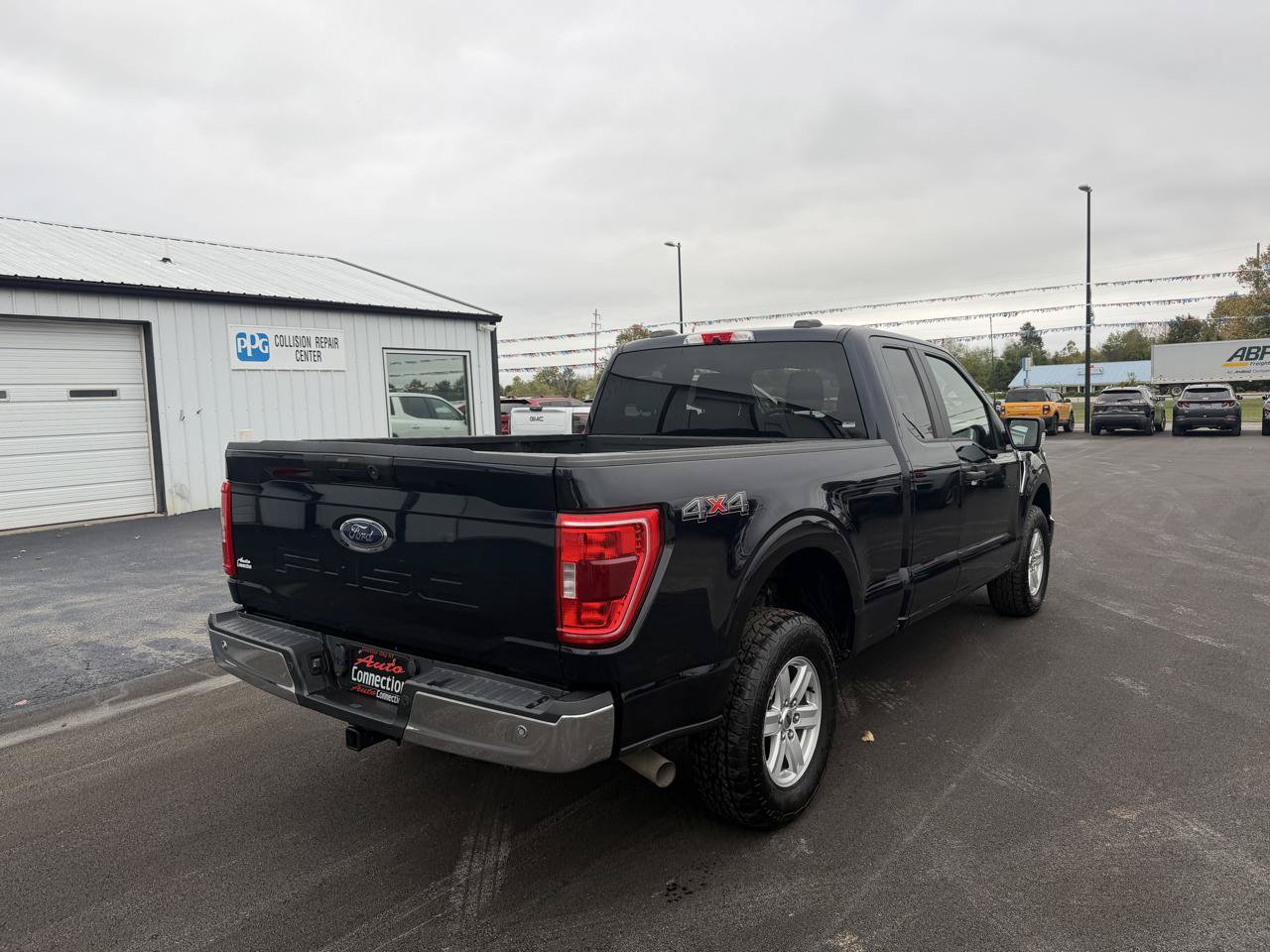 Used 2022 Ford F150 XLT w/ Trailer Tow Package AWD/4WD image 4