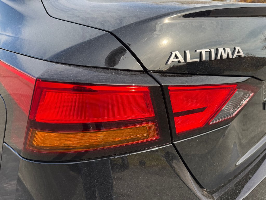 New 2026 Nissan Altima 2.5 SV FWD image 18