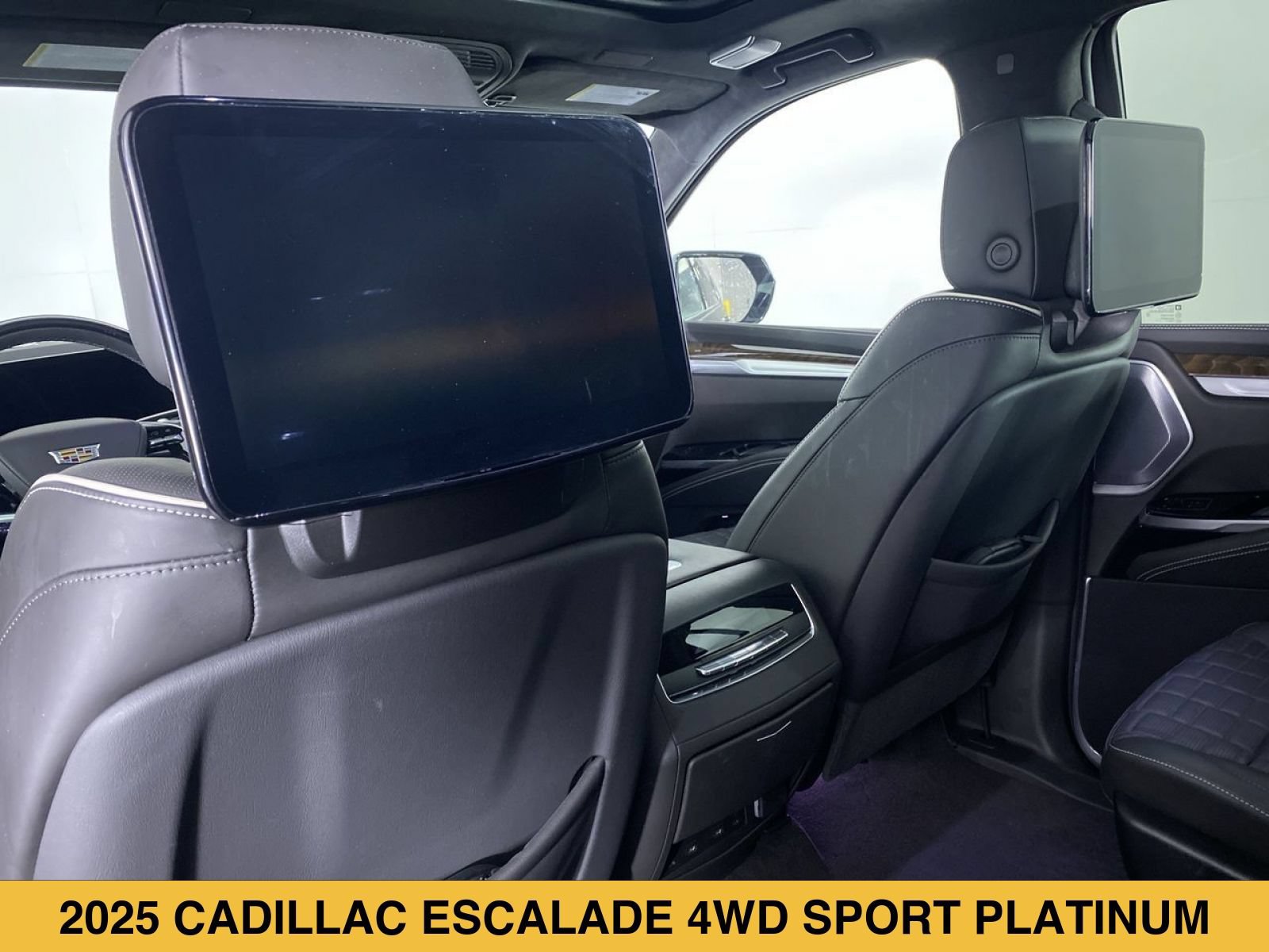 Certified 2025 Cadillac Escalade Sport Platinum w/ LPO, ONYX Package AWD/4WD image 19
