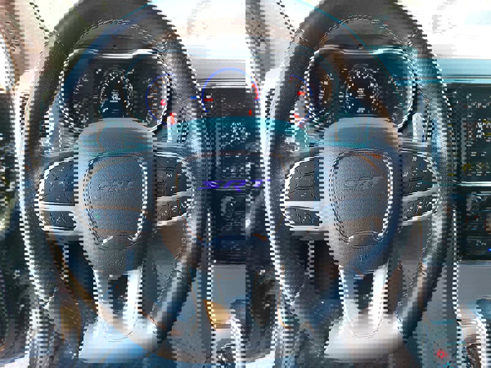 Used 2020 Jeep Grand Cherokee SRT image 17