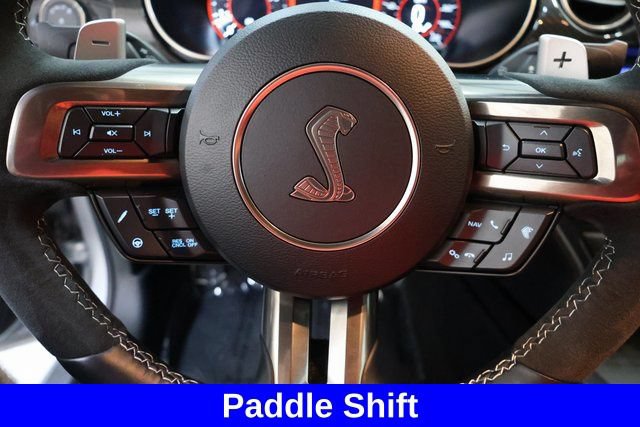 Used 2022 Ford Mustang Shelby GT500 w/ Carbon Fiber Track Pack RWD image 42