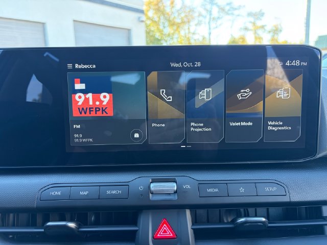 Used 2025 Kia K4 FWD image 19