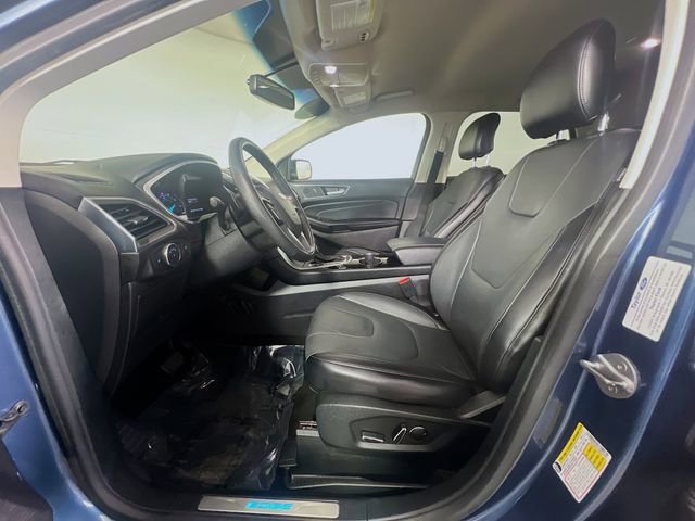 Used 2018 Ford Edge Titanium image 14