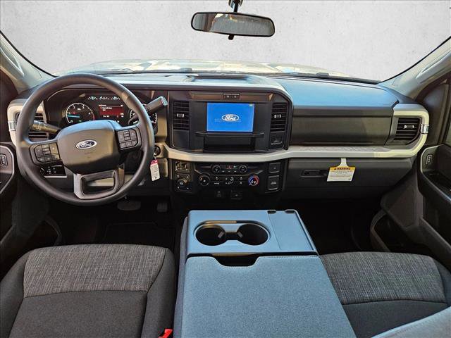 New 2026 Ford F250 XLT w/ FX4 Off-Road Package image 14