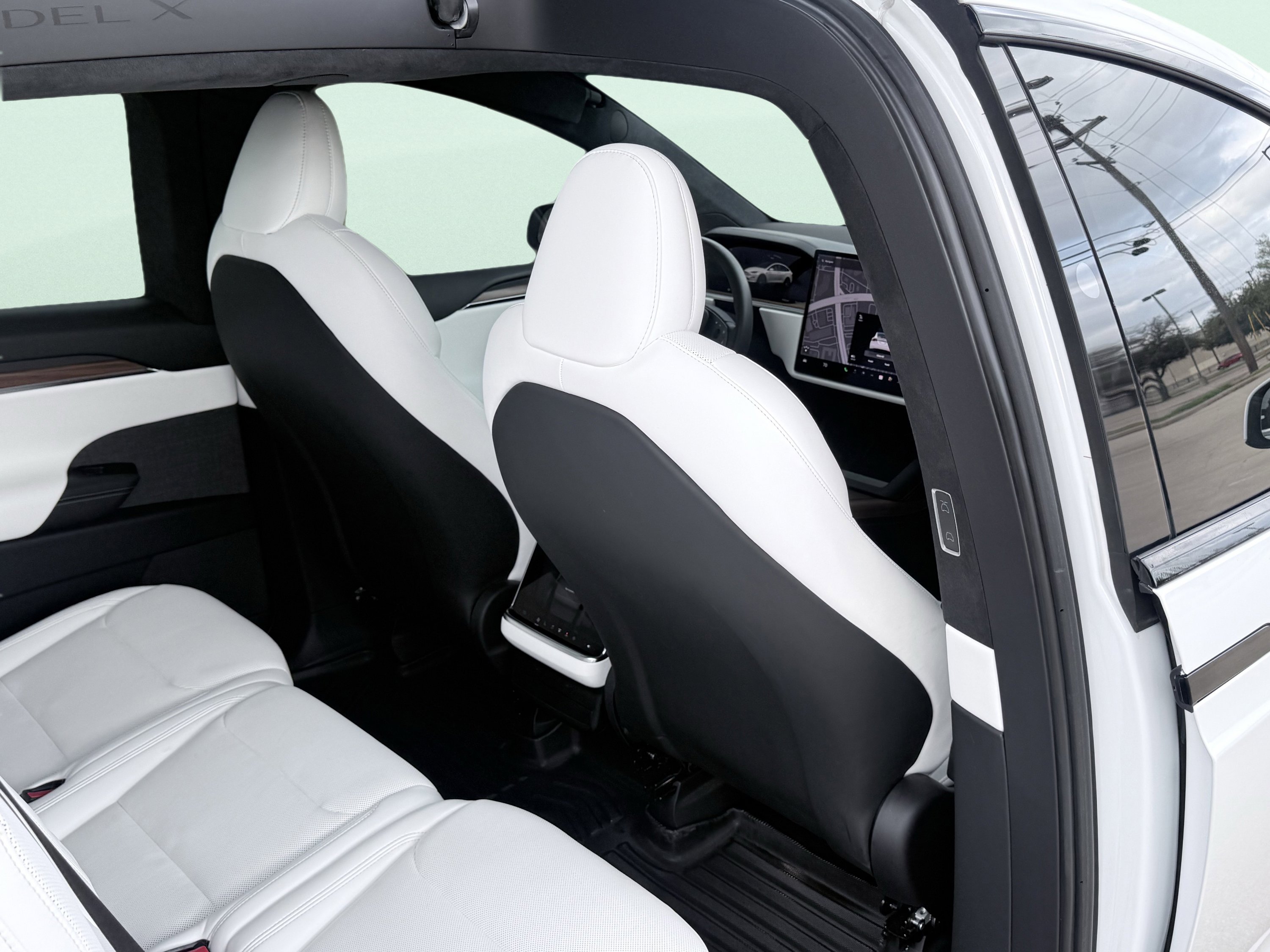 Used 2025 Tesla Model X Long Range image 35