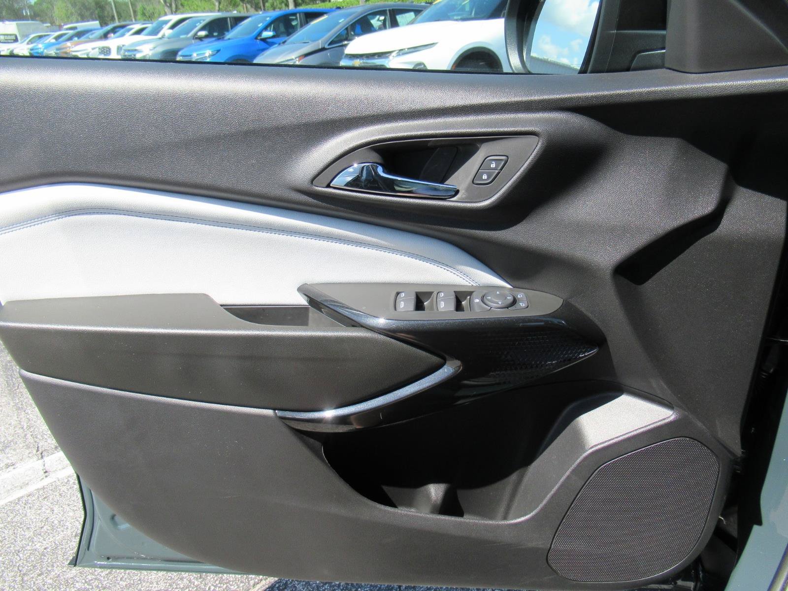 Used 2026 Chevrolet Trax LT w/ Driver Confidence Package FWD image 21