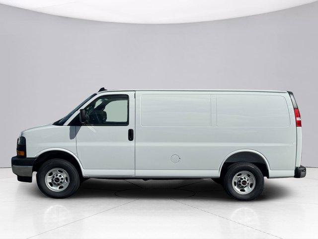 New 2025 GMC Savana 2500 w/ Driver Convenience Package image 10
