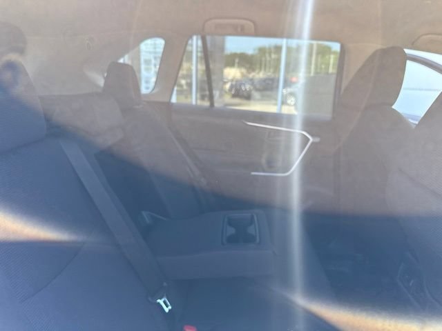 Used 2022 Toyota RAV4 LE AWD/4WD image 29