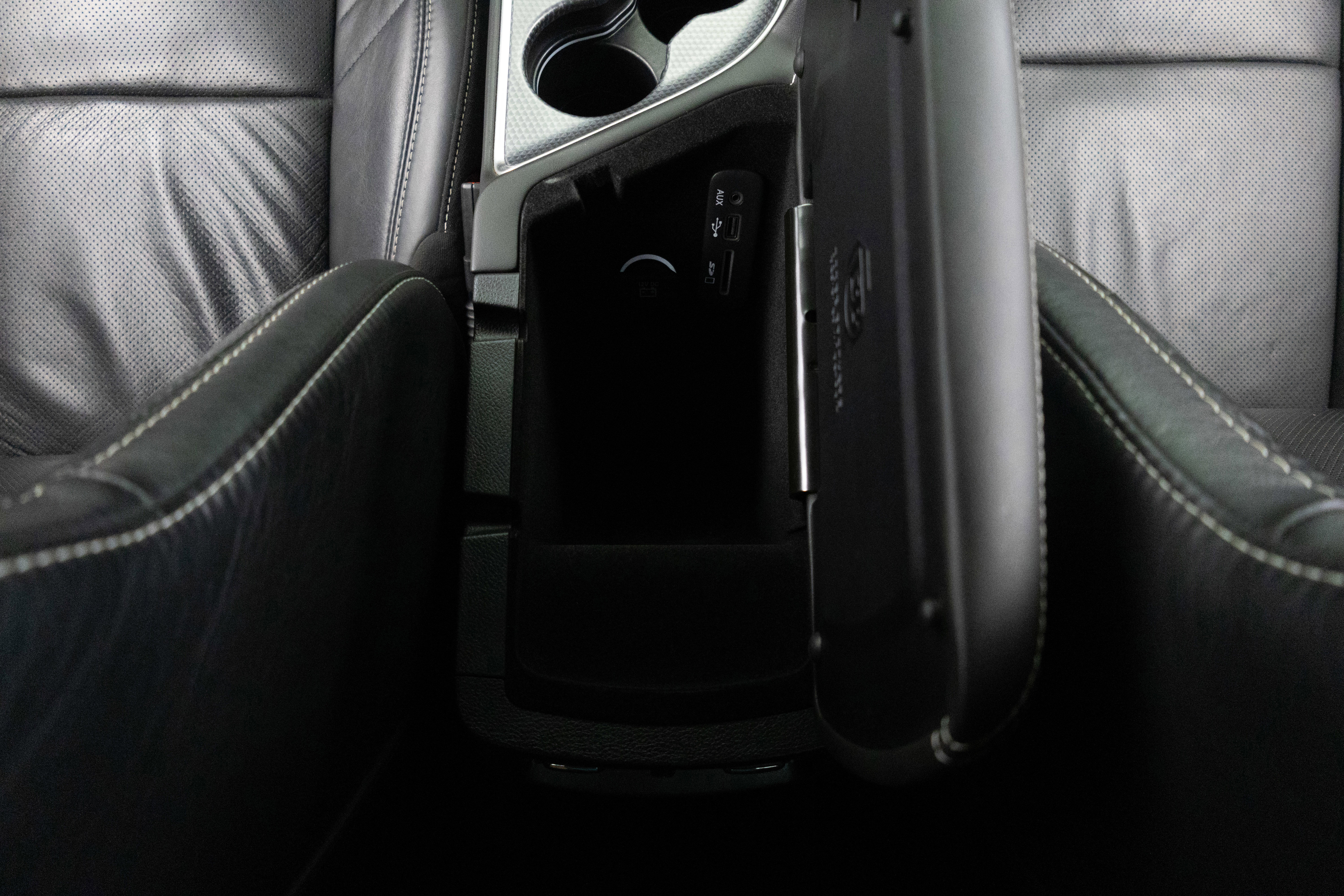 Used 2015 Dodge Challenger SRT Hellcat image 49