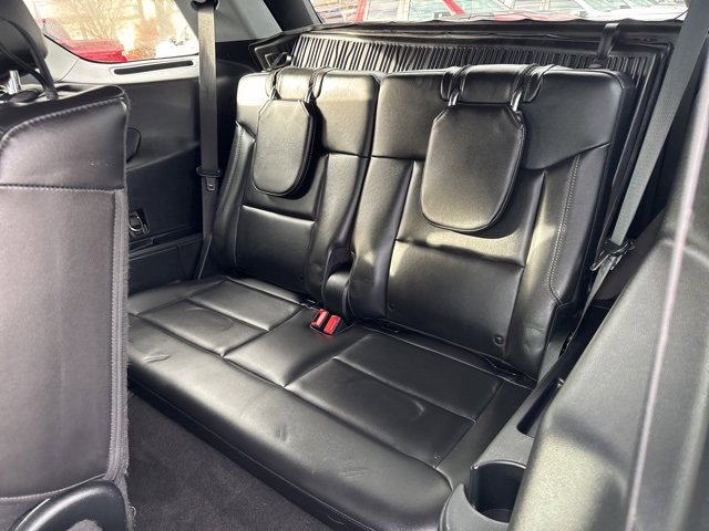 Used 2022 Ford Explorer XLT w/ Equipment Group 202A image 15