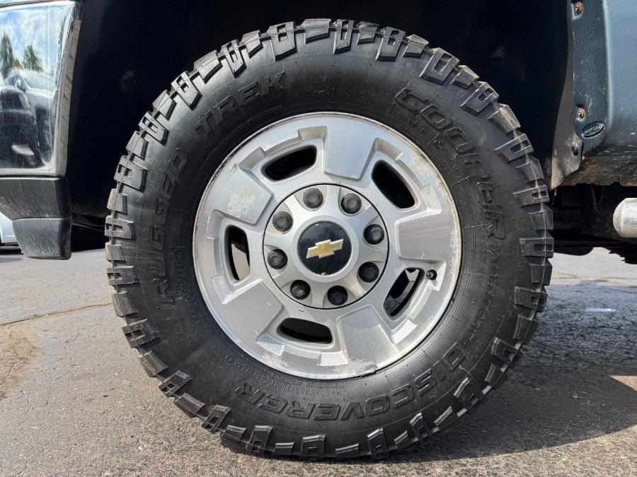 Used 2014 Chevrolet Silverado 2500 W/T AWD/4WD image 13