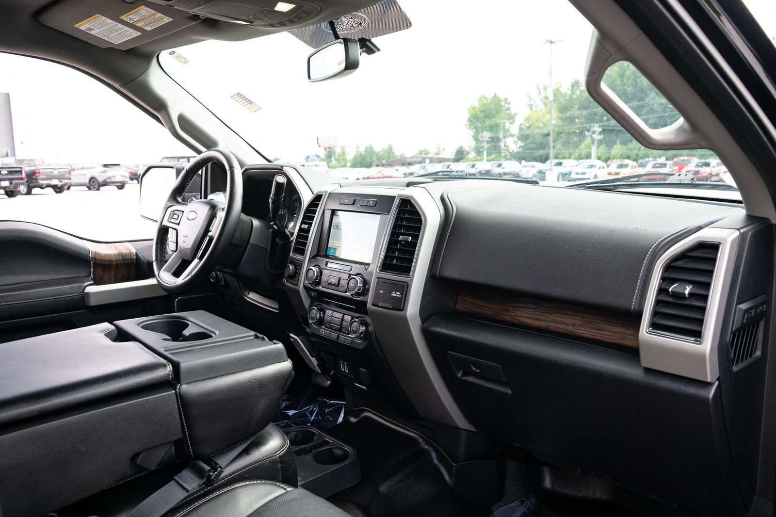 Used 2018 Ford F150 Lariat w/ Equipment Group 501A Mid AWD/4WD image 20