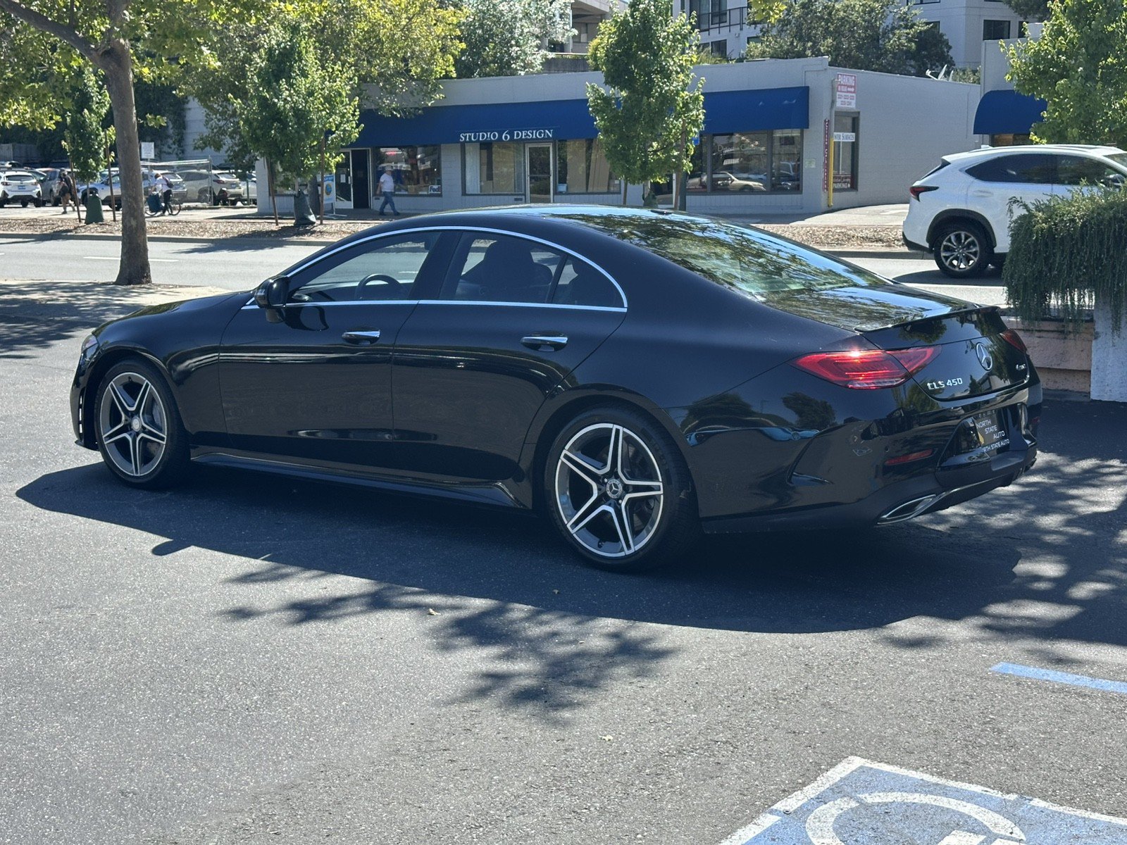 Used 2019 Mercedes-Benz CLS 450 4MATIC w/ Parking Assist Package image 12