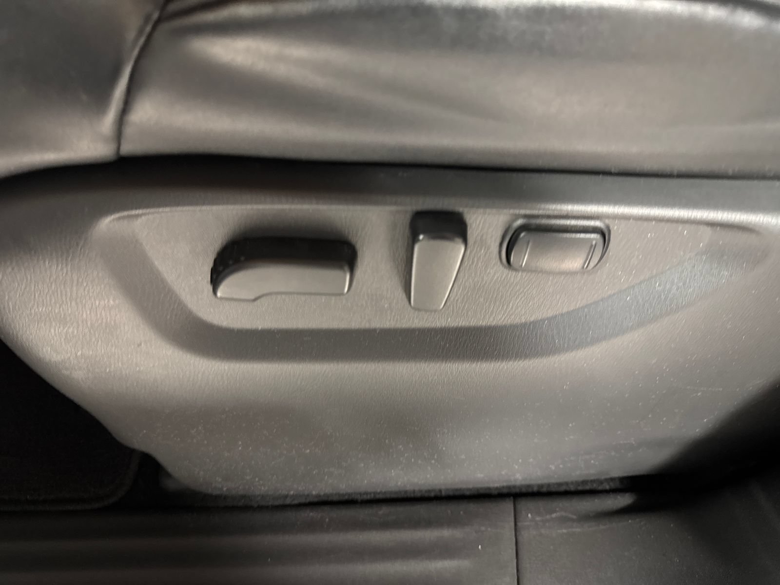 Used 2021 Nissan Armada SV AWD/4WD image 15